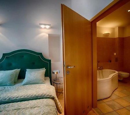 Grande Appartamento 100M2 Rynek 24H Self Check-In Wroclaw Bagian luar foto